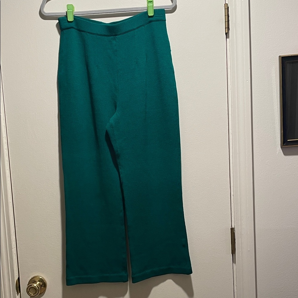 St John Evening by Marie Gray Elegant Emerald Green Pull Up Elastic Band Pants